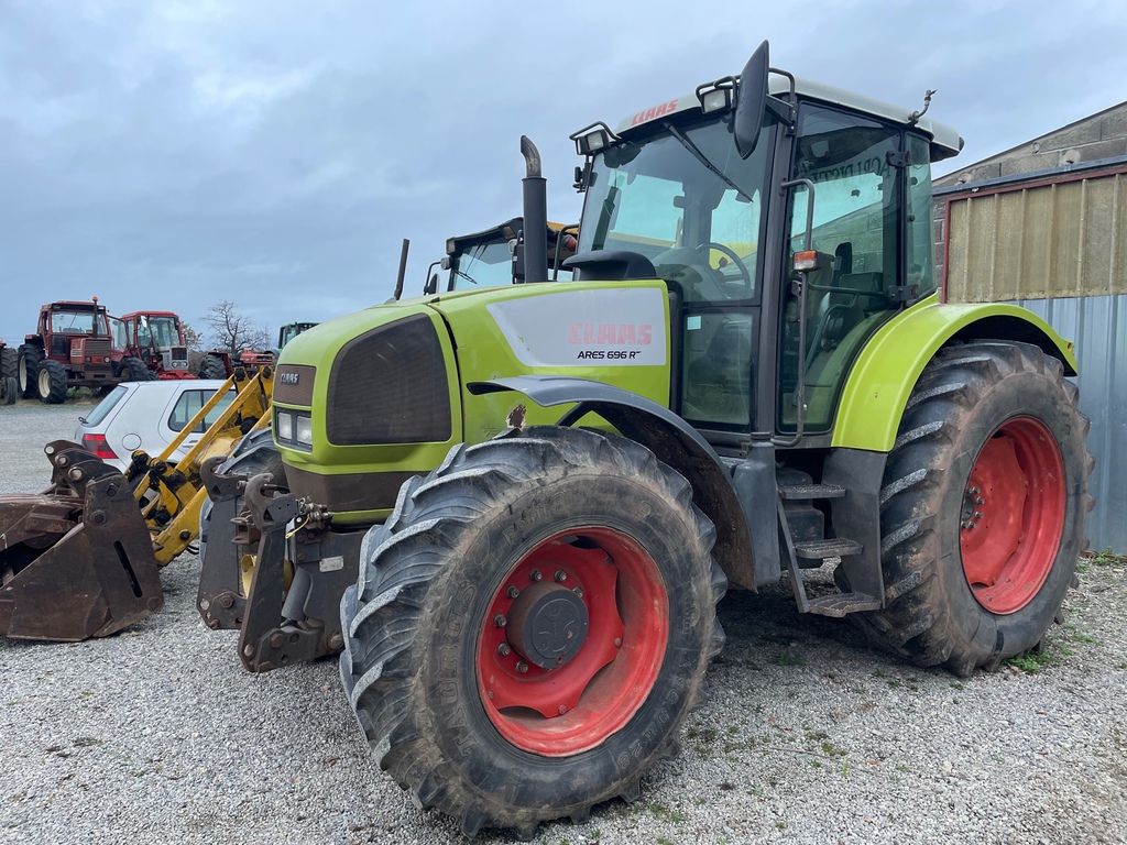 CLAAS ARES 696RZ