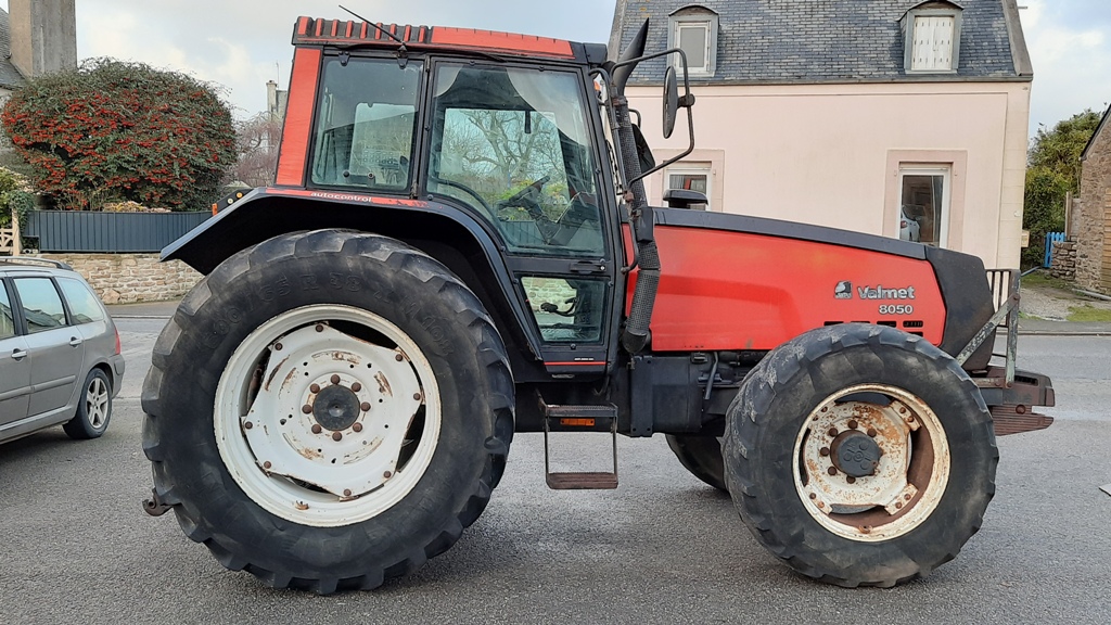 VALMET 8050 (1)
